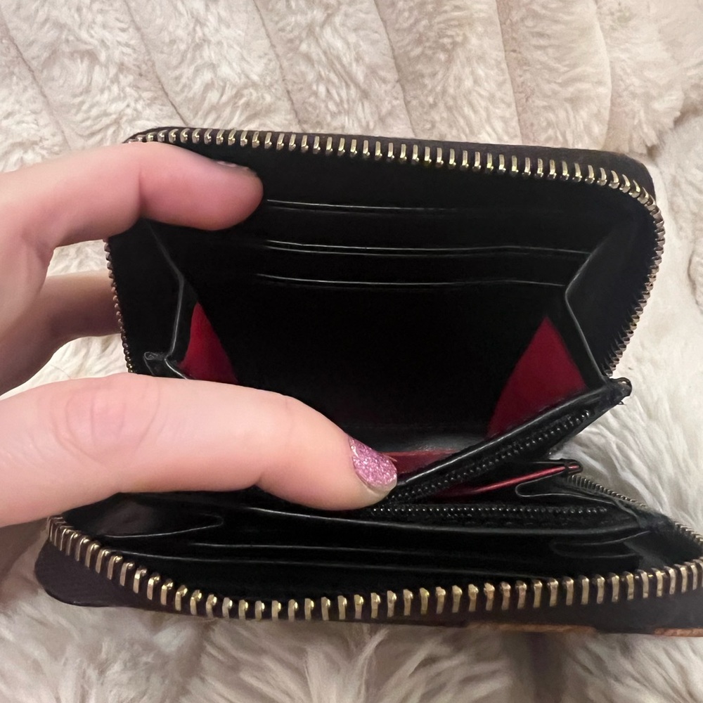 NWOT Dooney & Bourke Leopard Print Wallet - Picture 8 of 8